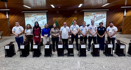 Cerimônia pública realizada na véspera da eleição definiu as urnas que serão submetidas aos test...