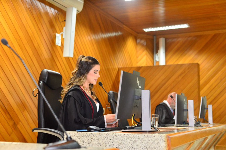 Advogada Paola Julien Santos é reconduzida à Corte Eleitoral do Amapá