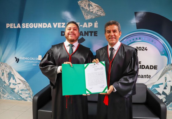 Advogado Galliano Cei toma posse como juiz substituto do TRE-AP