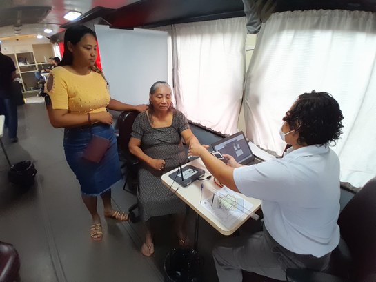 Corregedoria do TRE-AP leva serviços eleitorais a Pracuúba com apoio do ônibus itinerante