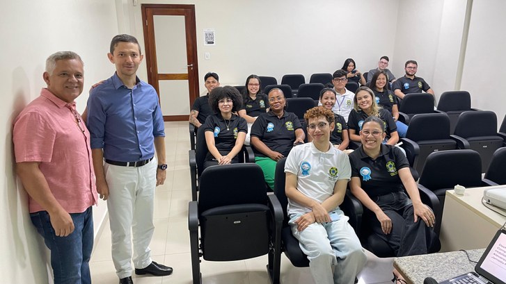 EJE-AP promove palestra para estagiários com foco no desenvolvimento profissional EJE-AP promove palestra para estagiários com foco no desenvolvimento profissional