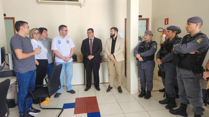 Juiz Eleitoral da 12ª Zona, Fábio Gurgel, realiza reunião com equipe do TRE Amapá para definir atuação nas eleições municipais Juiz Eleitoral da 12ª Zona, Fábio Gurgel, realiza reunião com equipe do TRE Amapá para definir a...