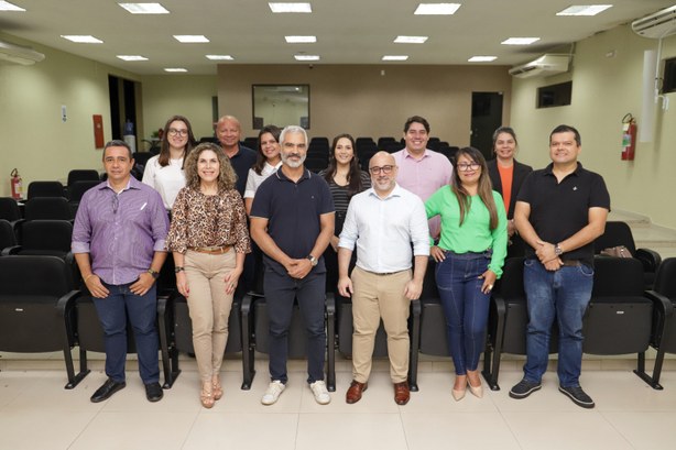 Magistrados e servidores do TRE Amapá passaram por capacitação para lidar com a imprensa O curso de media training é ministrado pelo jornalista e professor catarinense Gabriel Collaço