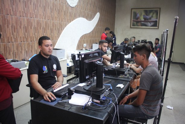 No Amapá mais 13 mil eleitores precisam fazer regularização junto ao TRE/AP Faltosos: Eleitores tem até 6 de maio para se regularizarem junto a justiça eleitoral