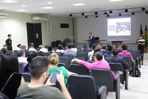 Os temas Prestação de Contas, Segurança do Processo Eleitoral e Propaganda Eleitoral fecham o segundo dia de capacitações do projeto Política e Cidadania em Macapá Os temas Prestação de Contas, Segurança do Processo Eleitoral e Propaganda Eleitoral fecham o se...