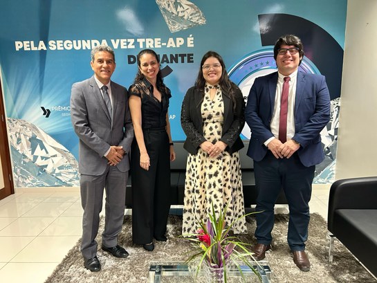 Presidente do TRE Amapá empossa servidoras em cargos de comissão Presidente do TRE Amapá empossa servidoras em cargos de comissão