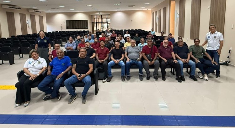 Presidente do TRE-AP orienta motoristas requisitados para as Eleições 2026