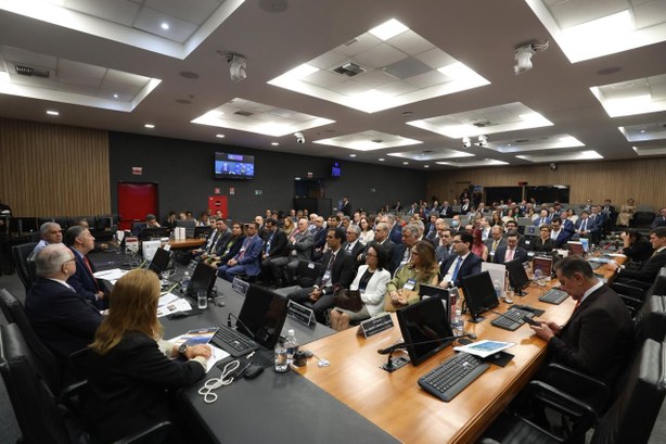 Presidente e Corregedor do TRE Amapá participam da 1ª Reunião Preparatória para o 19º Encontro Nacional do Poder Judiciário Presidente e Corregedor do TRE Amapá participam da 1ª Reunião Preparatória para o 19º Encontro N...
