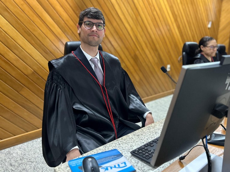 TRE Amapá empossa dois novos membros para o Tribunal Pleno