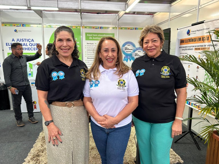 TRE Amapá marca presença na 54ª Expofeira com estande de atendimentos ao eleitorado