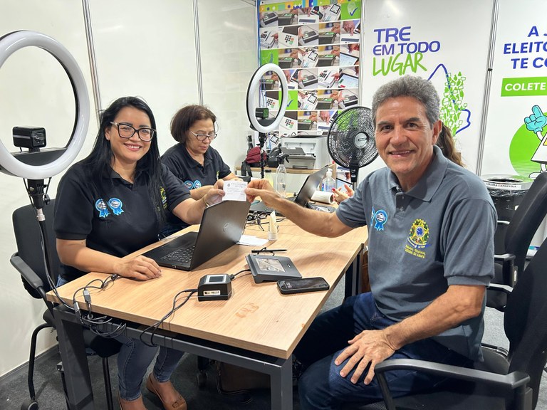 TRE Amapá marca presença na 54ª Expofeira com estande de atendimentos ao eleitorado