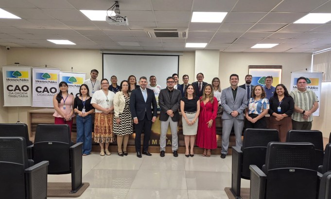 TRE Amapá participa da 1ª reunião do Grupo de Trabalho Intersetorial do Programa Saúde na Escola O TRE Amapá foi representado pela servidora Lena Mendes, coordenadora de Desenvolvimento do Trib...