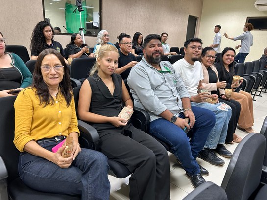 TRE Amapá promove sessão do Cine Pipoca em alusão ao Agosto Lilás A iniciativa buscou promover um espaço de sensibilização e diálogo de forma leve e acessível