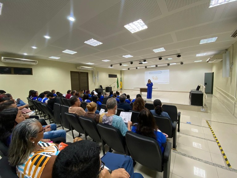 TRE Amapá realiza palestra sobre prevenção da violência no âmbito familiar contra crianças e ado...