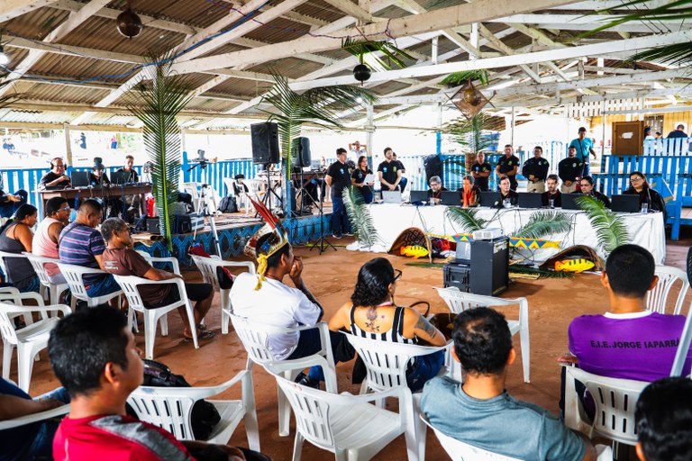 TRE Amapá realiza sessão itinerante na Aldeia do Manga, no extremo norte do Amapá