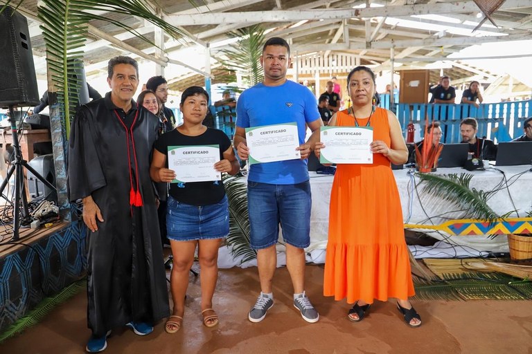 TRE Amapá realiza sessão itinerante na Aldeia do Manga, no extremo norte do Amapá