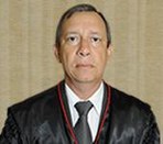 TRE-AP - Des Gilberto Pinheiro-ex-corregedor Des.Gilberto Pinheiro / 1º biênio: 10.02.92 à 09.02.93 / 2º biênio: 05.03.01 à 04.03.03