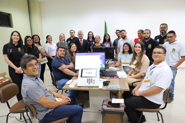 TRE-AP realiza simulação de auditoria das urnas eletrônicas para o 1º turno das Eleições TRE-AP realiza simulação de auditoria das urnas eletrônicas para o 1º turno das Eleições