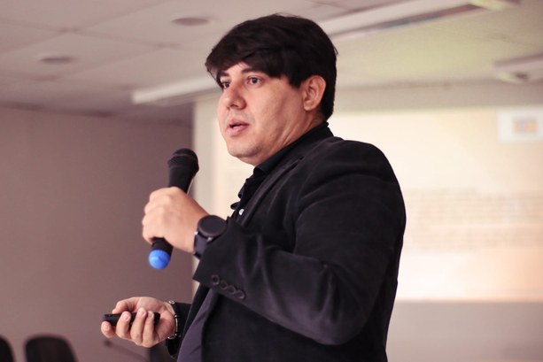 Ação de fronteiras com TRE´s do Amapá e Pará leva atendimentos aos eleitores do Laranjal do Jari e Monte Dourado Fórum de Laranjal do Jari recebeu palestras sobre o Processo Eleitoral.