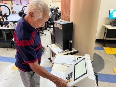 Além de contribuir para o aprimoramento dos serviços oferecidos pela Justiça Eleitoral, a ação t...