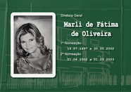 Foto de busto preta e branca da Diretora Geral do TRE-AP Marli de Fátima Andrade