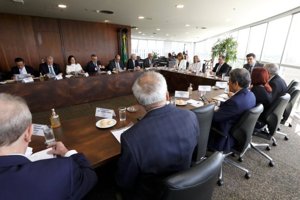 O encontro foi conduzido peça ministra Cármen Lúcia