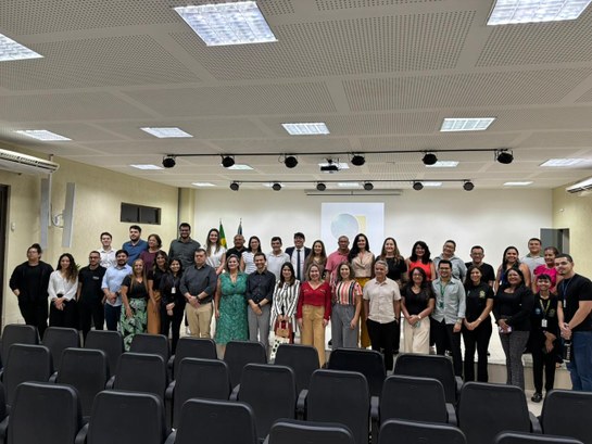 Semana do Servidor: TRE Amapá dá início às programações com palestra sobre saúde mental A abertura foi marcada pela Palestra Magna “Mente, Emoção e Ação: A Felicidade como uma Habilida...