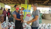 Presidente do Tribunal foi pessoalmente levar os alimentos e observar a realidade dos quilombolas.