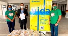 Iniciativa atendeu aos pedidos de 19 cartinhas, nas quais as crianças pediam alimentos