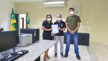 Escola recebeu 2 monitores LCD, 2 microcomputadores e 2 impressoras