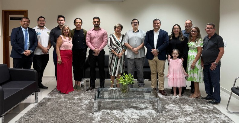 Durante a cerimônia, o desembargador Agostino Silvério Júnior deu as boas-vindas aos empossados.