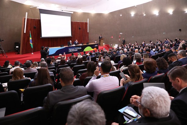 O evento é promovido pelo Tribunal Superior Eleitoral (TSE)
