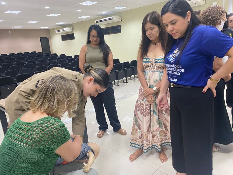 TRE Amapá promove oficina de primeiros socorros em parceria com o Corpo de Bombeiros A ação teve como objetivo não apenas capacitar, mas também sensibilizar os participantes sobre a...