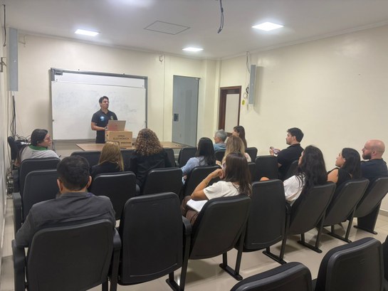 TRE Amapá realiza reunião para discutir a gestão documental adequada e a importância da transparência institucional, alinhadas às diretrizes do CNJ TRE Amapá realiza reunião para discutir a gestão documental adequada e a importância da transpar...