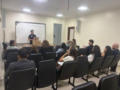 TRE Amapá realiza reunião para discutir a gestão documental adequada e a importância da transpar...