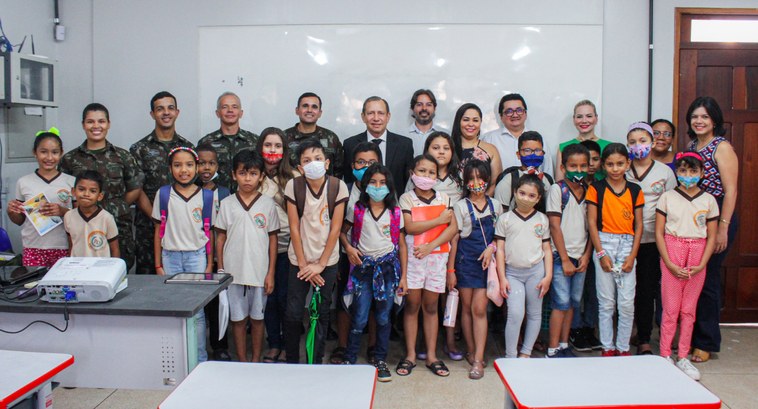 Portal Governo do Amapá - Alunos de escolas estaduais vencem concurso  literário do Exército Brasileiro no Amapá