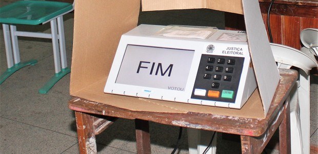 TRE-AP fornece suporte na eleição para escolha de gestores escolares TRE-AP fornece suporte na eleição para escolha de gestores escolares